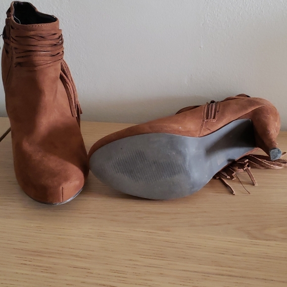 Fringe Camel Heeled Booties | 8 - Picture 2 of 3